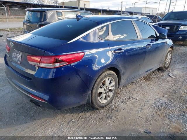 KIA Optima Lx 2017 5XXGT4L30HG170176 Image 4
