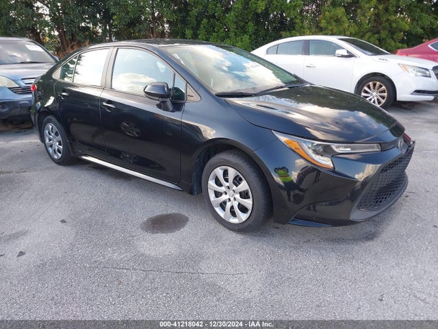 Toyota COROLLA LE 2021 5YFEPMAE5MP158896 Image 1