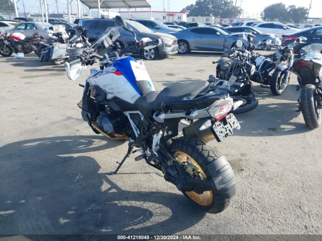 2020 BMW R 1250 WB10J9301LZJ18083 Photo 2