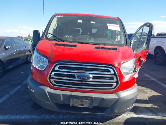 1FMZK1ZM4HKA84378 Ford Transit-150 Xlt