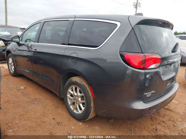 2C4RC1DGXHR712187 Chrysler Pacifica Touring