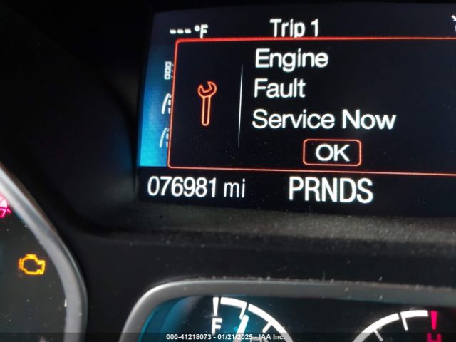 1FMCU0GD4HUE21956 Ford ESCAPE SE