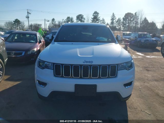 1C4RJEAG1JC480367 Jeep Grand Cherokee Laredo E 4x2