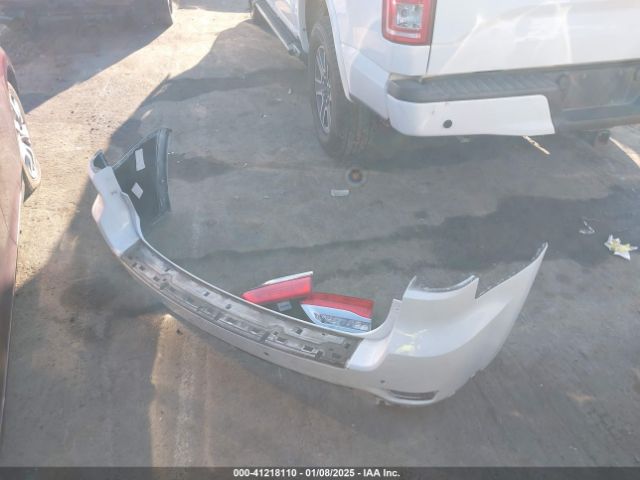 1C4RJEAG1JC480367 Jeep Grand Cherokee Laredo E 4x2