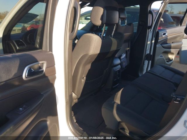 1C4RJEAG1JC480367 Jeep Grand Cherokee Laredo E 4x2