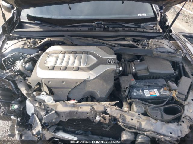 JH4KC1F55EC001030 Acura RLX