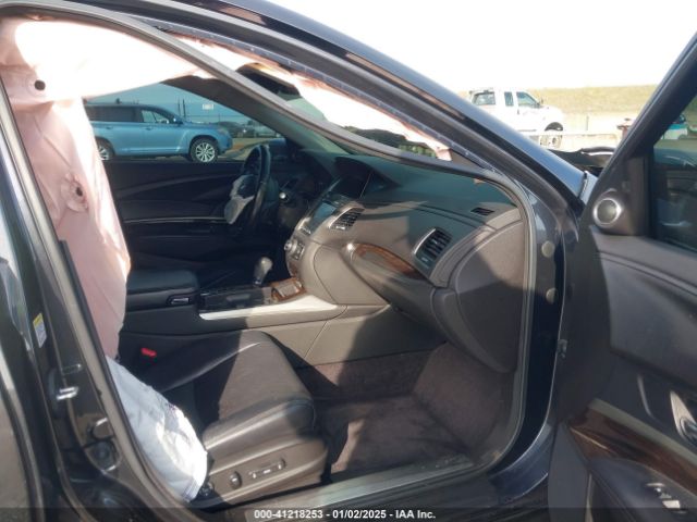 JH4KC1F55EC001030 Acura RLX