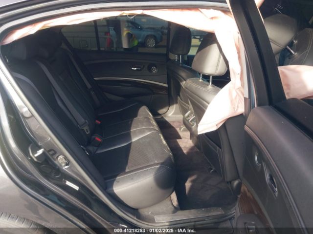 JH4KC1F55EC001030 Acura RLX