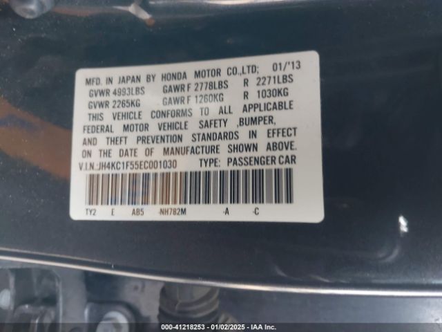 JH4KC1F55EC001030 Acura RLX