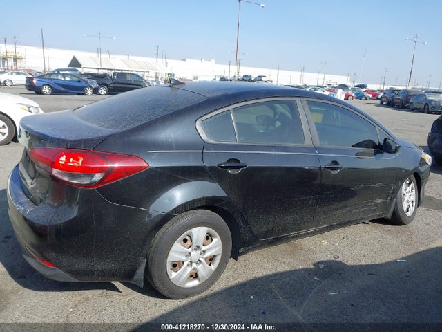 KIA FORTE LX 2017 3KPFK4A74HE084253 Image 13