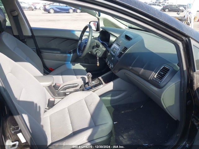 KIA FORTE LX 2017 3KPFK4A74HE084253 Image 5