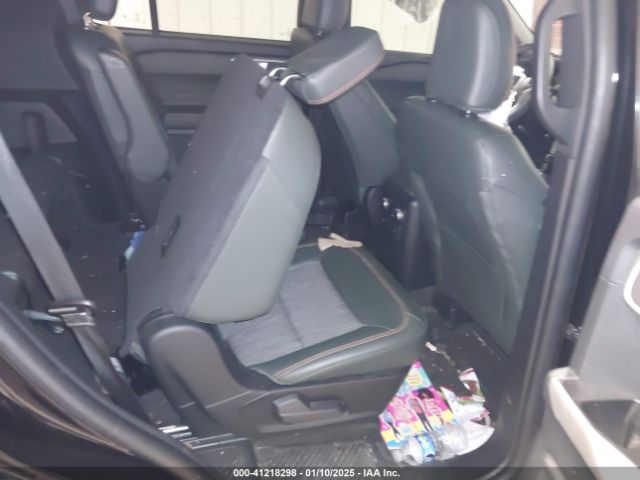 1FMSK8JH2NGB08216 Ford Explorer Timberline
