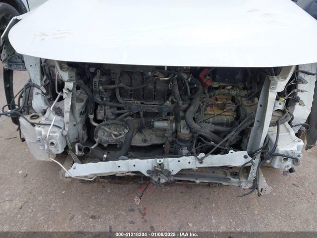 Toyota RAV4 LE 2019 JTMH1RFV8KD014750 Image 6