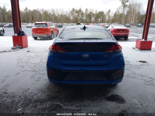 KMHC65LC1JU064844 Hyundai Ioniq Hybrid Blue