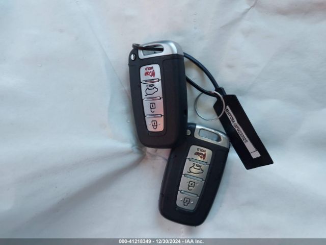 KMHTC6AE3FU239928 Hyundai Veloster Turbo