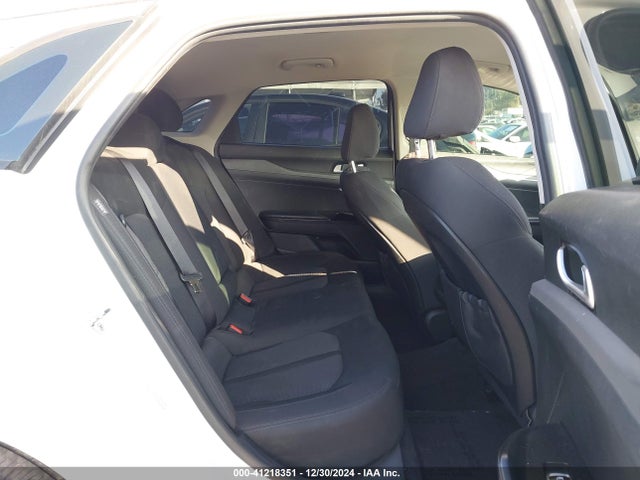 5XXG14J28NG123134 KIA K5 LXS