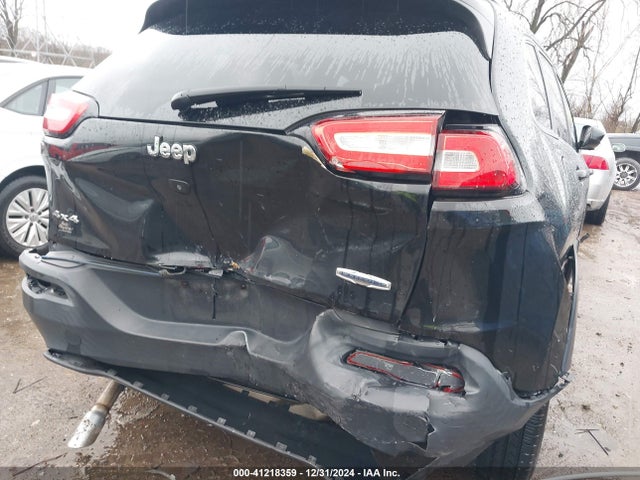 Jeep Cherokee Latitude 2016 1C4PJMCB2GW103394 Image 6
