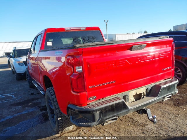 Chevrolet Silverado 1500 Custom Trail Boss 2019 1GCPYCEF0KZ183310 Image 3