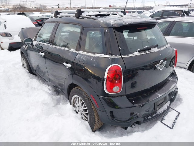 2011 MINI COOPER S COUNTRYMAN WMWZC5C52BWL52741 Photo 2