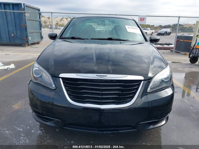 Chrysler 200 Touring 2014 1C3CCBBB7EN158915 Image 12