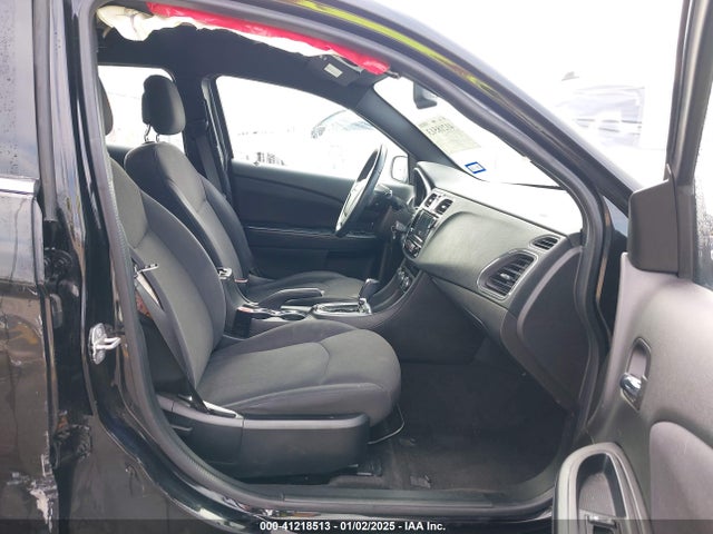 1C3CCBBB7EN158915 Chrysler 200 Touring