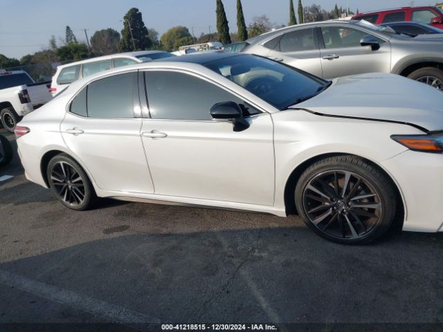 4T1B61HK9JU023589 Toyota CAMRY XSE