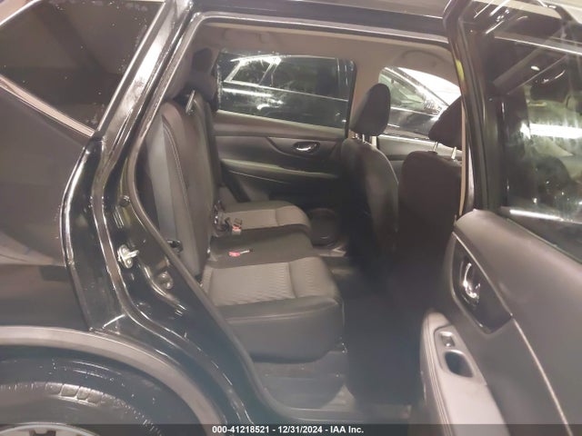 Nissan ROGUE SV 2017 KNMAT2MV4HP600357 Image 8