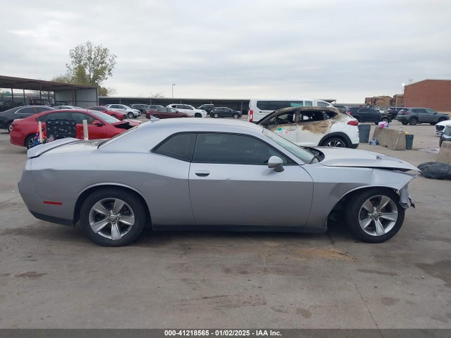 Dodge Challenger Sxt 2018 2C3CDZAGXJH183636 Image 13