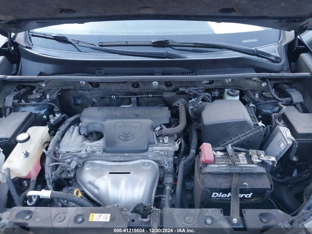 JTMWFREV9JD122397 Toyota Rav4 Adventure/xle