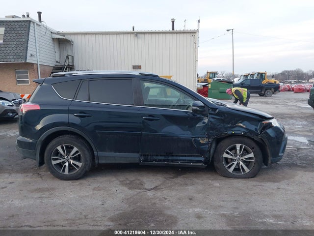 JTMWFREV9JD122397 Toyota Rav4 Adventure/xle