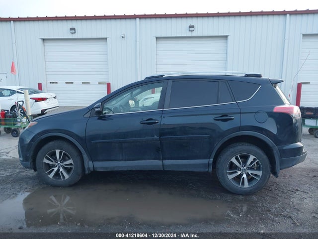 JTMWFREV9JD122397 Toyota Rav4 Adventure/xle