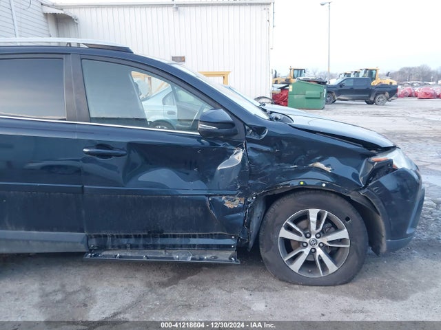 JTMWFREV9JD122397 Toyota Rav4 Adventure/xle