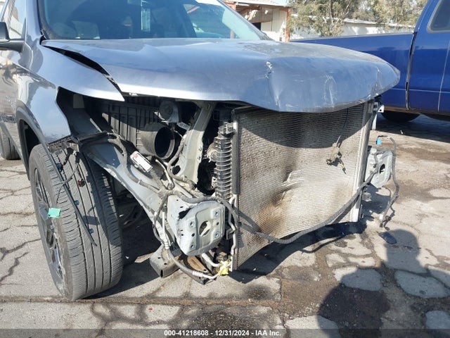 1GNERFKW4MJ142522 Chevrolet Traverse Fwd Ls