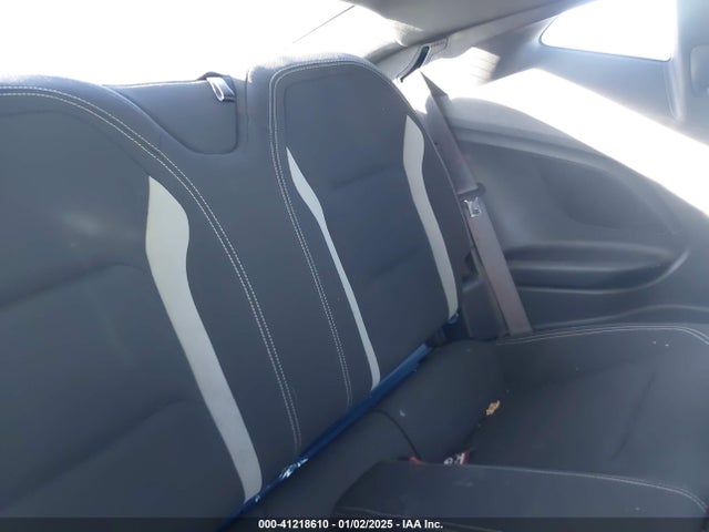 1G1FB1RS9G0135611 Chevrolet Camaro 1lt