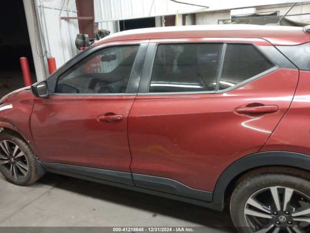 3N1CP5CU0JL526012 Nissan KICKS SV