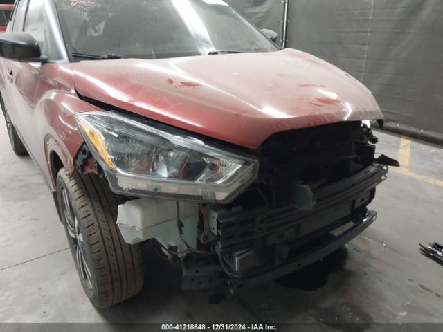 3N1CP5CU0JL526012 Nissan KICKS SV