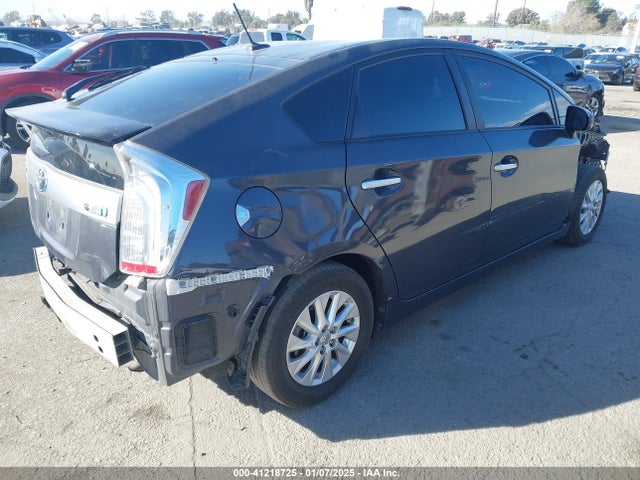 Toyota Prius Plug-in Advanced 2014 JTDKN3DP3E3062534 Image 4