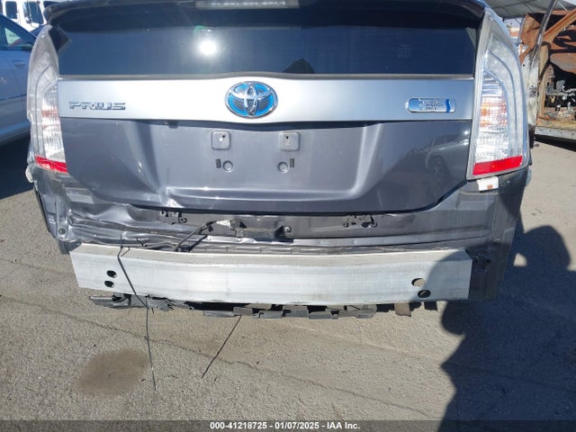 Toyota Prius Plug-in Advanced 2014 JTDKN3DP3E3062534 Image 6
