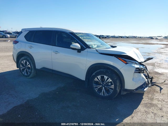 JN8BT3BA9PW405969 Nissan Rogue Sv Fwd