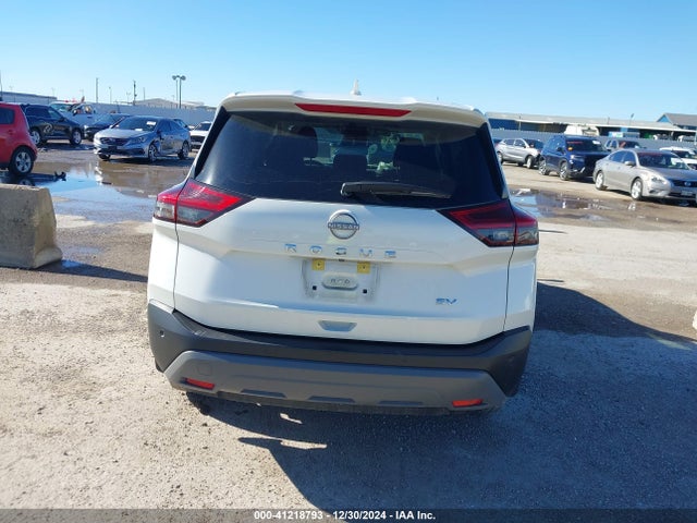 JN8BT3BA9PW405969 Nissan Rogue Sv Fwd