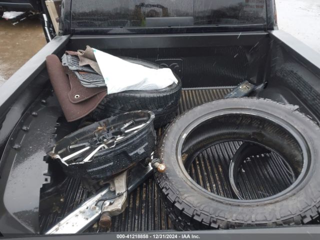 1C6RR6LT4ES227569 RAM 1500 Big Horn