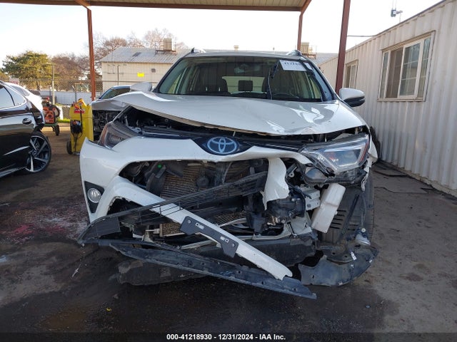 Toyota Rav4 Limited 2018 JTMDFREV4JD253454 Image 12