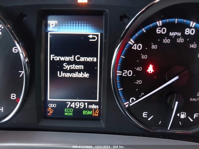 Toyota Rav4 Limited 2018 JTMDFREV4JD253454 Image 15