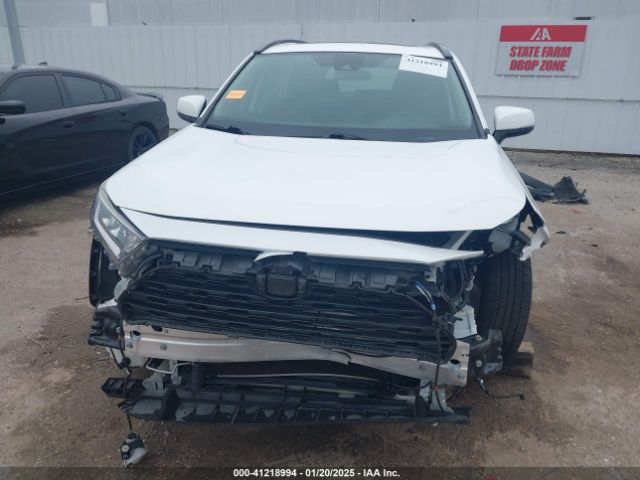 2T3W1RFV4MW166909 Toyota Rav4 Xle