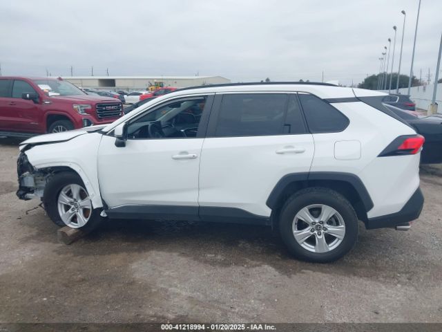 2T3W1RFV4MW166909 Toyota Rav4 Xle