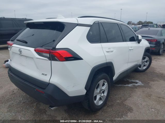 2T3W1RFV4MW166909 Toyota Rav4 Xle