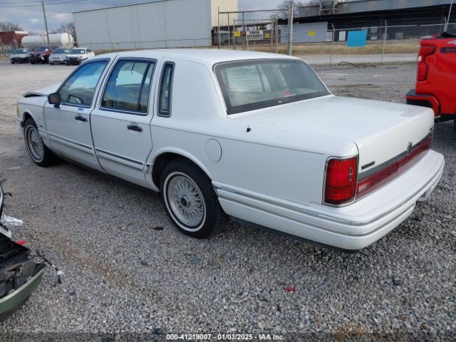1993 LINCOLN TOWN CAR 1LNLM82WXPY763961 Photo 2
