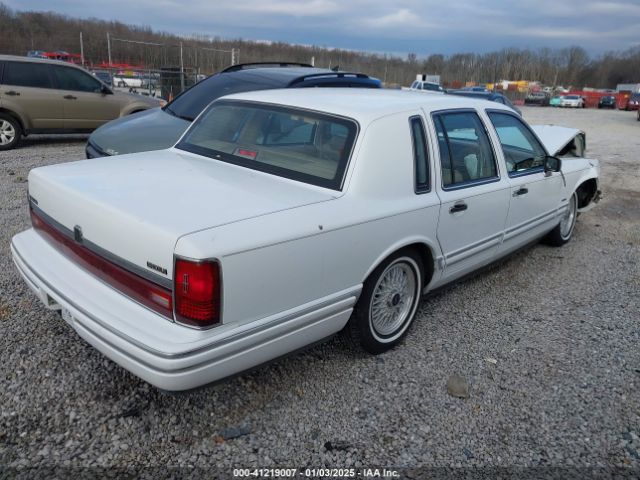 1993 LINCOLN TOWN CAR 1LNLM82WXPY763961 Photo 3