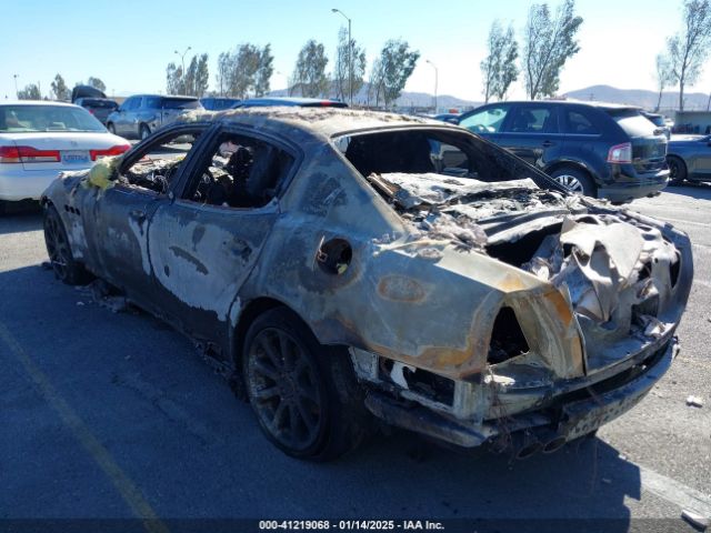 2005 MASERATI QUATTROPORTE ZAMCE39A050015208 Photo 2