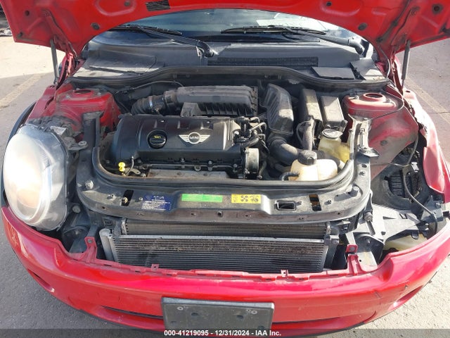 2008 MINI COOPER WMWMF33508TT59252 Photo 9